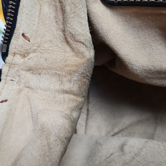 AUTHENTIC FENDI Selleria Pebbled Leather Handbag Dr's Style - Picture 9 of 14